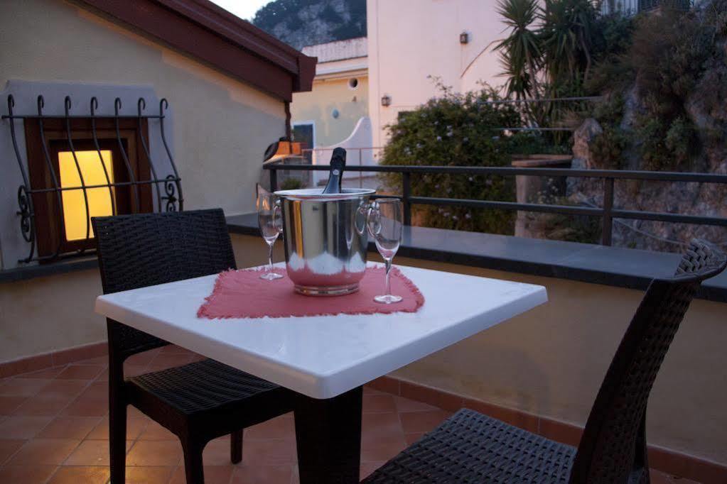 Maria Acomodação com café da manhã  Amalfi